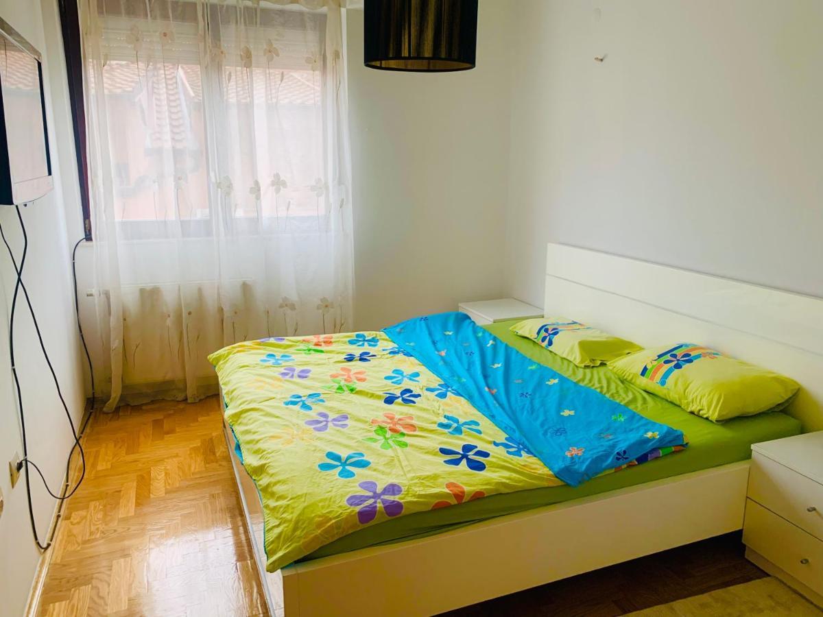 Cozy City Center Apartment Prizren Luaran gambar